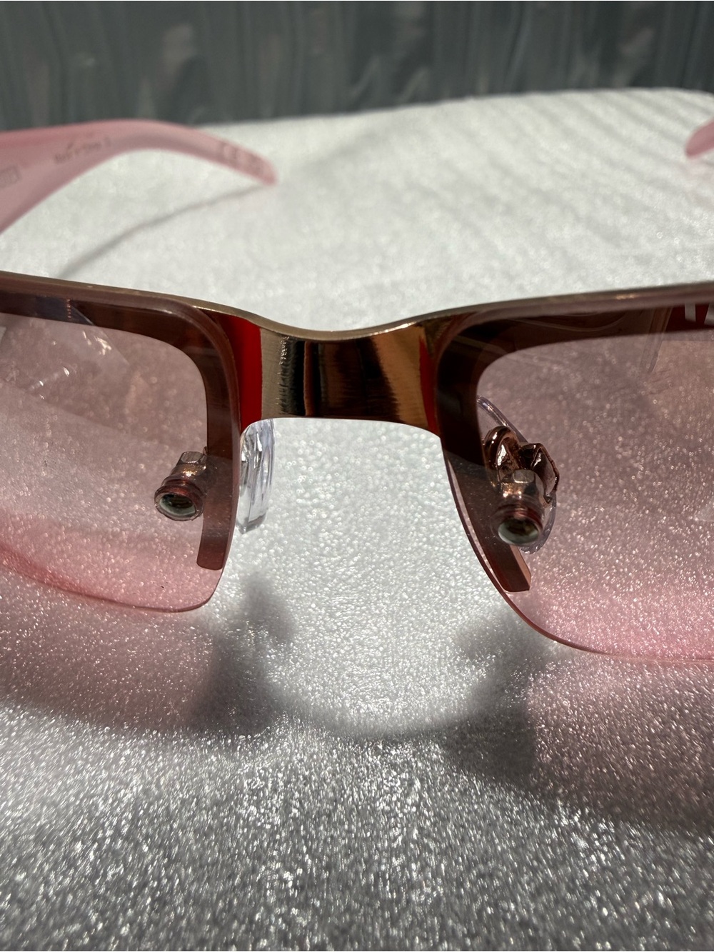 NWT Steve Madden KEANIE Pink Rimless Shield Sunglasses Y2K Wraparound X17328 - Picture 4 of 8